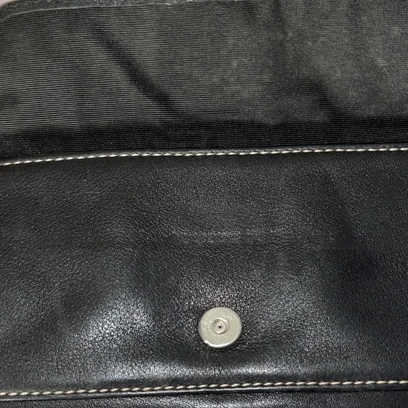 Coach Black Leather Wristlet with Buckle Detail Coach Wristlet - Picture 4 of 5